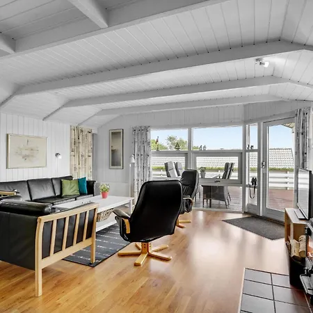 Gorgeous In With Sauna Feriehus Hejls