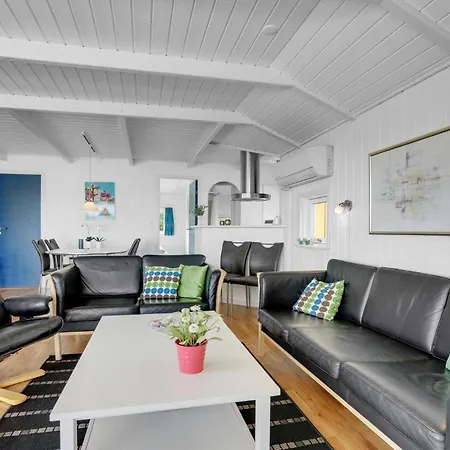 Gorgeous In With Sauna Holiday home Hejls
